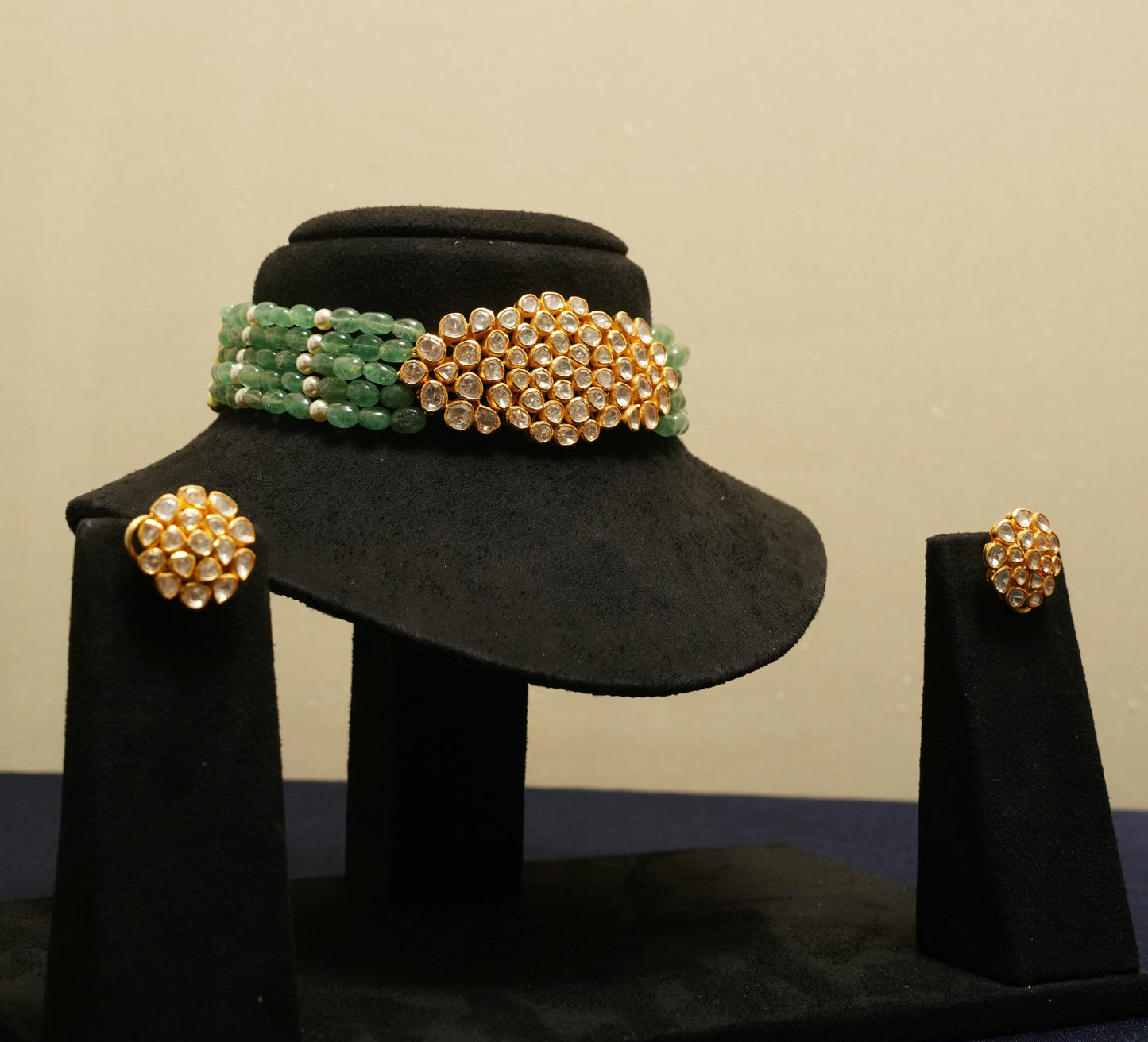 Vistara Regal Bloom Set