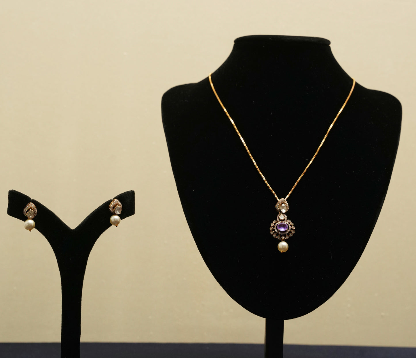 Vilina Violet Charm Set