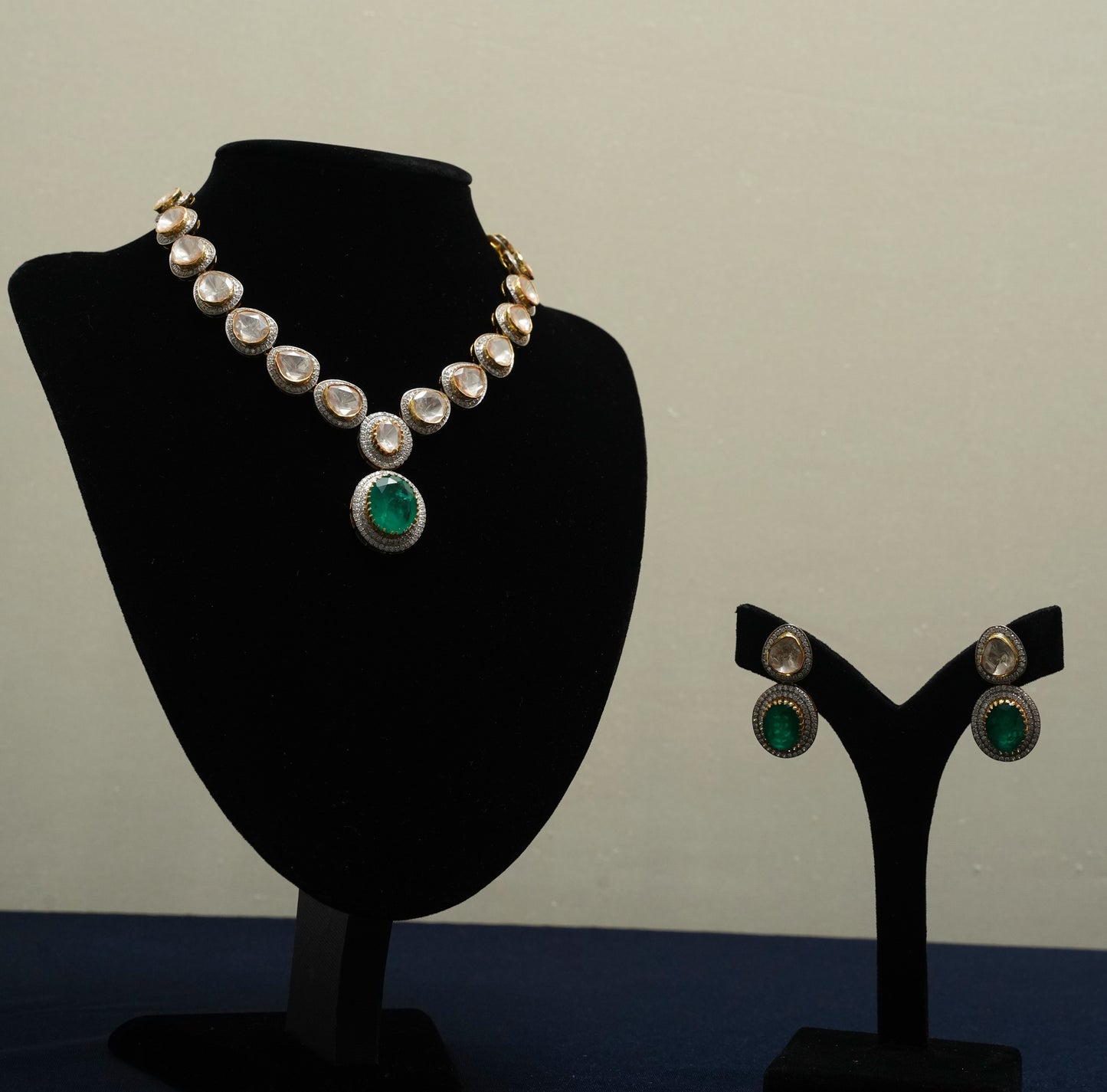 Emerald Radiance Polki Set