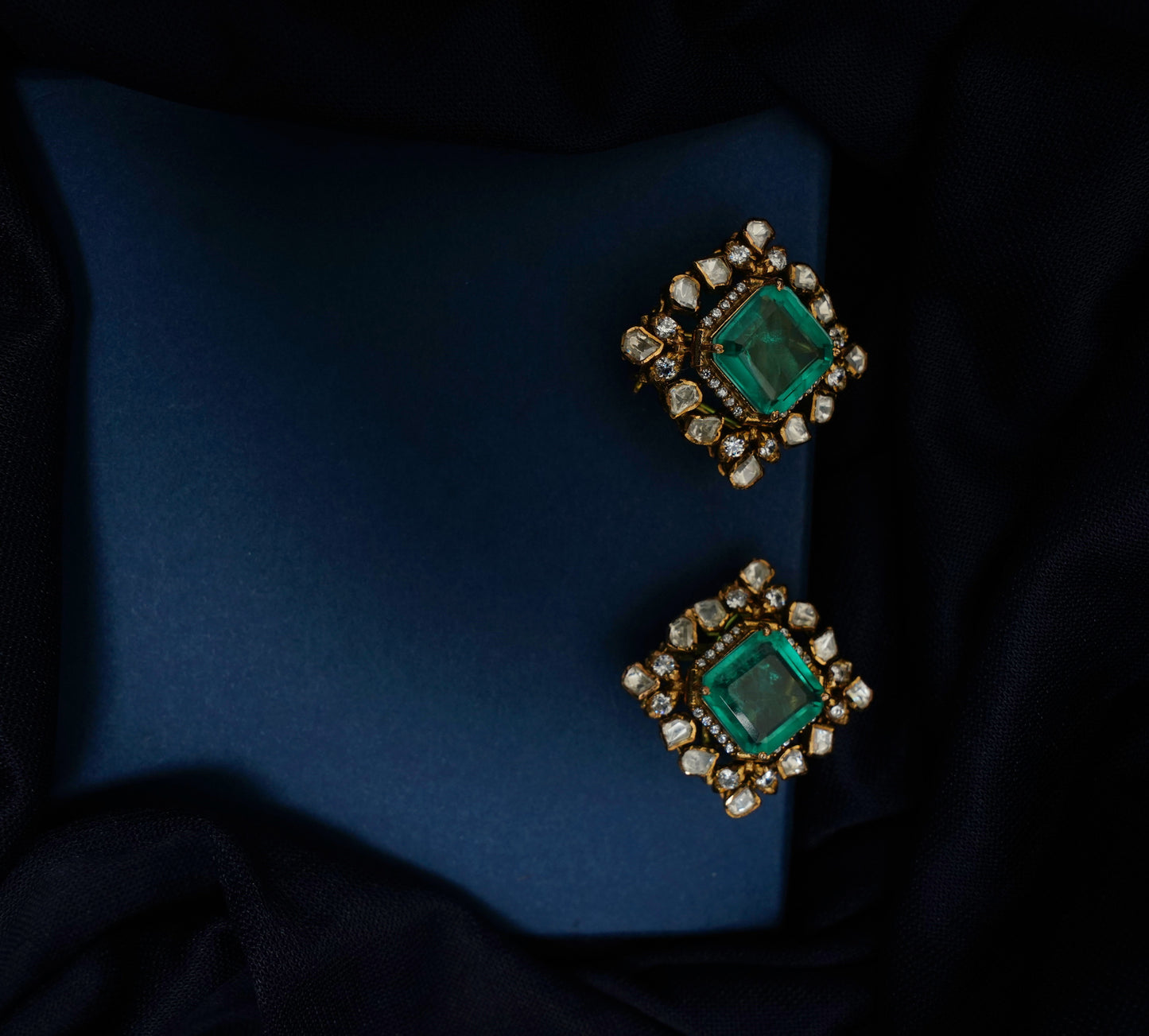 Meherakshi StudsProduct Description