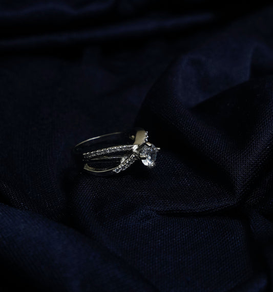 Lustre Radiance Crown Ring