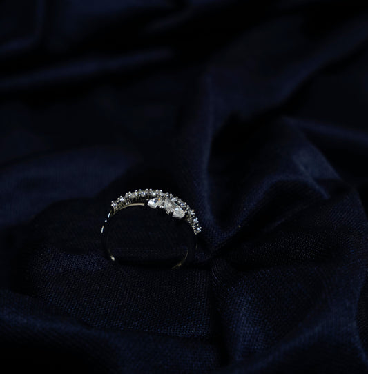 Eternal Dewdrop Ring