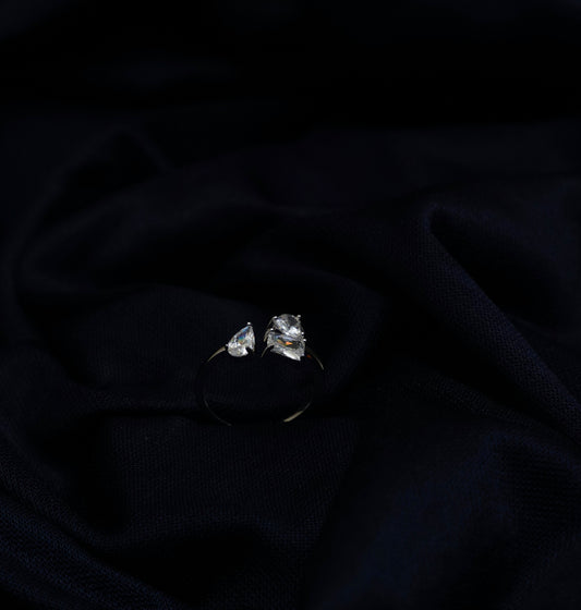 Trio Shine Blue Stone Ring