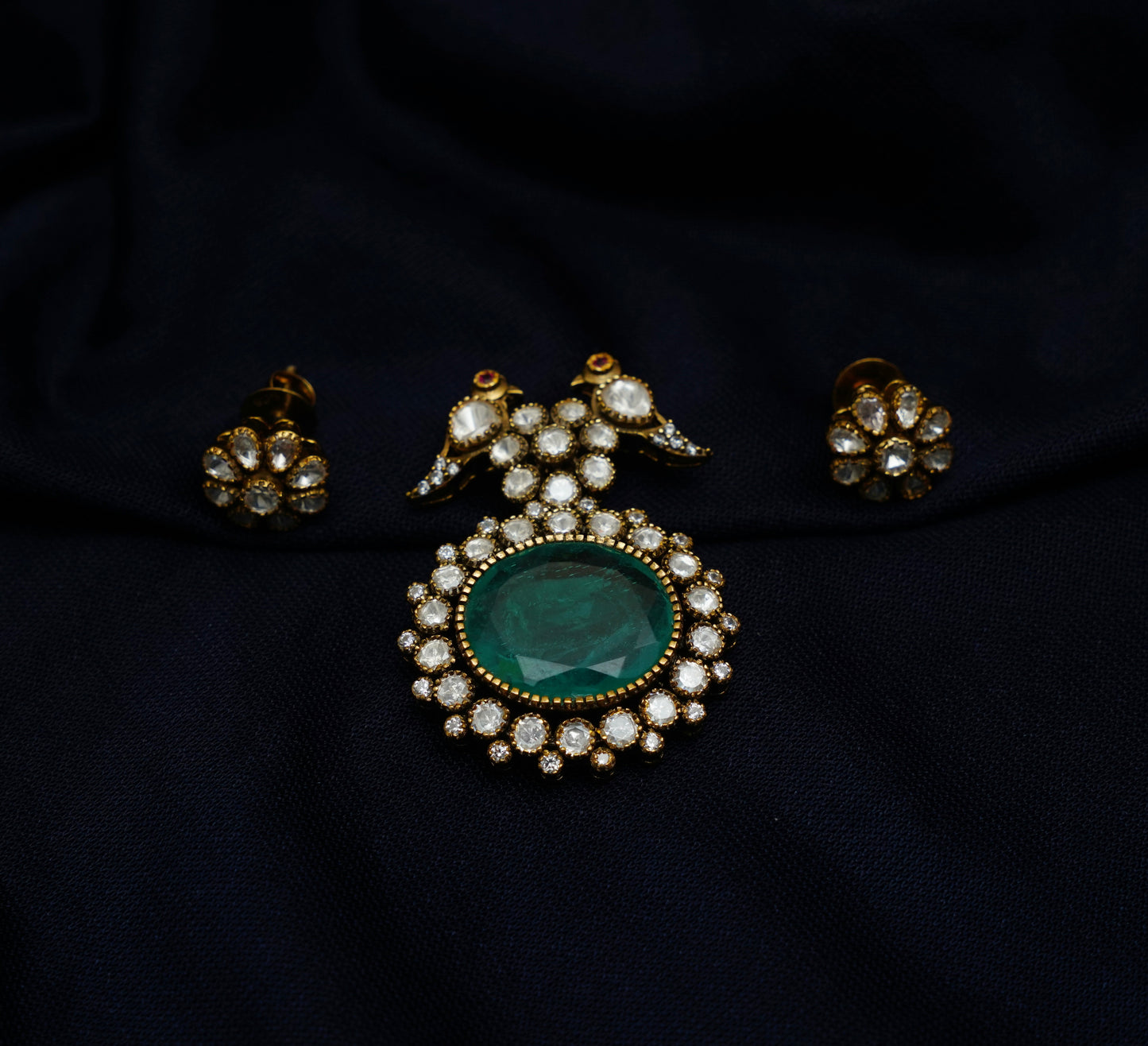 Hari Pushp Mandala Set