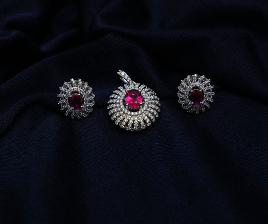 Rosalia Halo Crimson Pendant Set