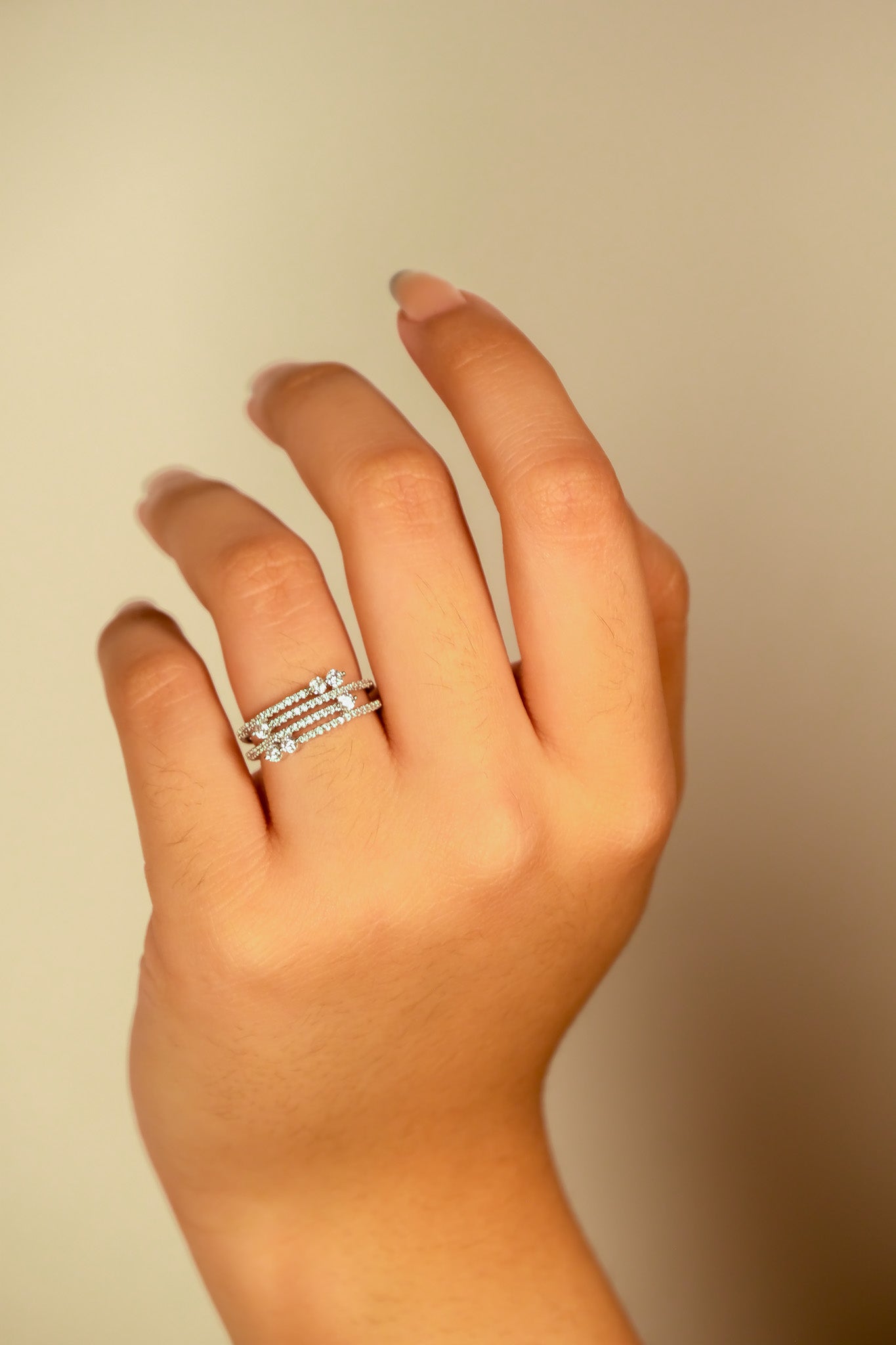 Trilara Crossover Spark Ring