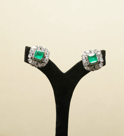 Emerald Crest Necklace Set