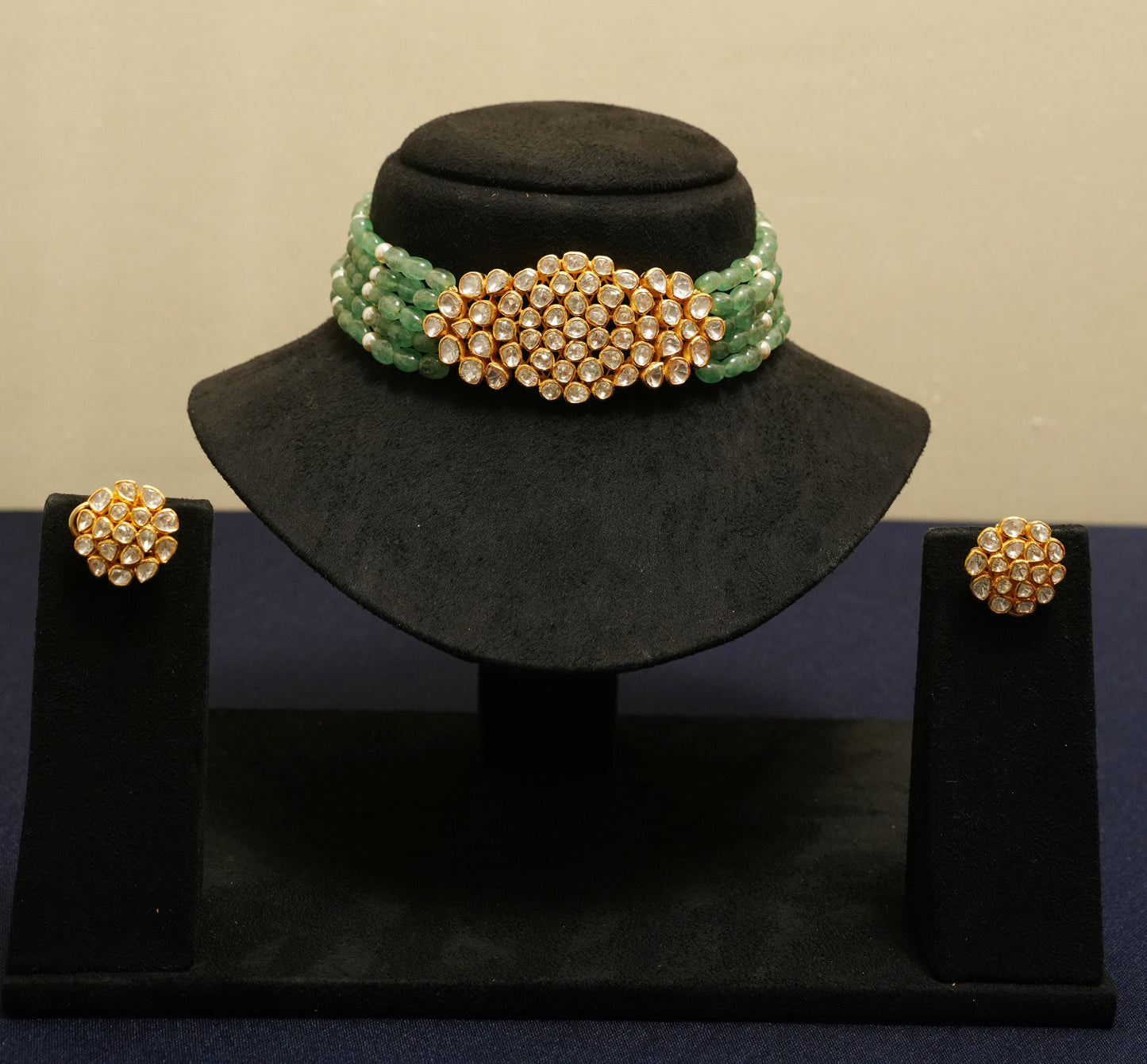 Vistara Regal Bloom Set