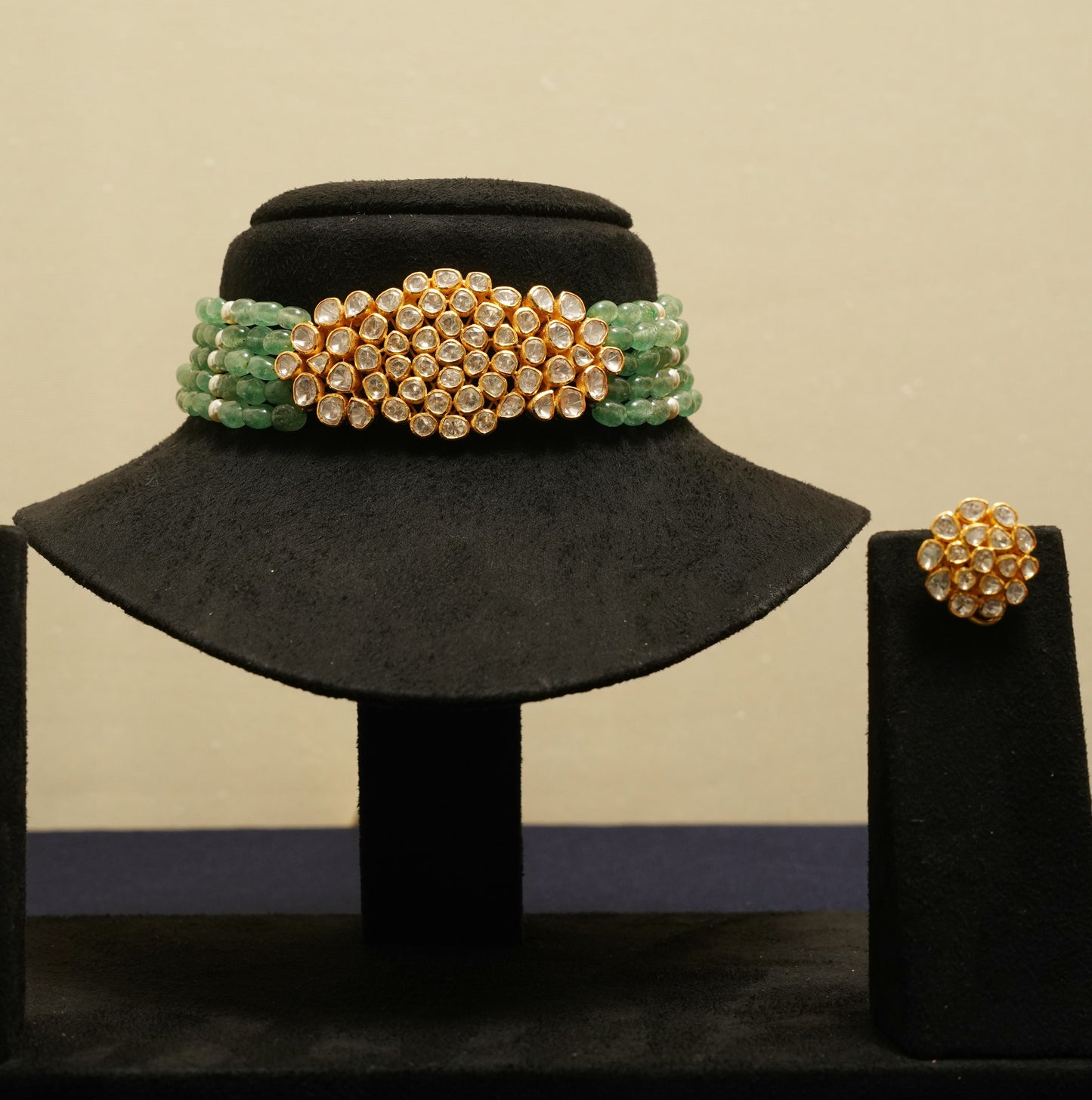 Vistara Regal Bloom Set