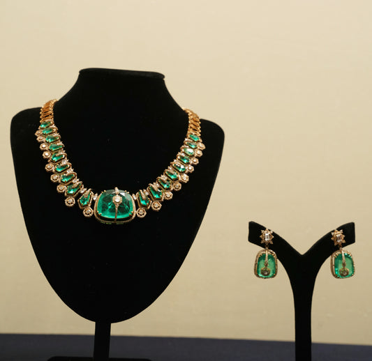 Emerald Royale Polished Necklace & Earring Set