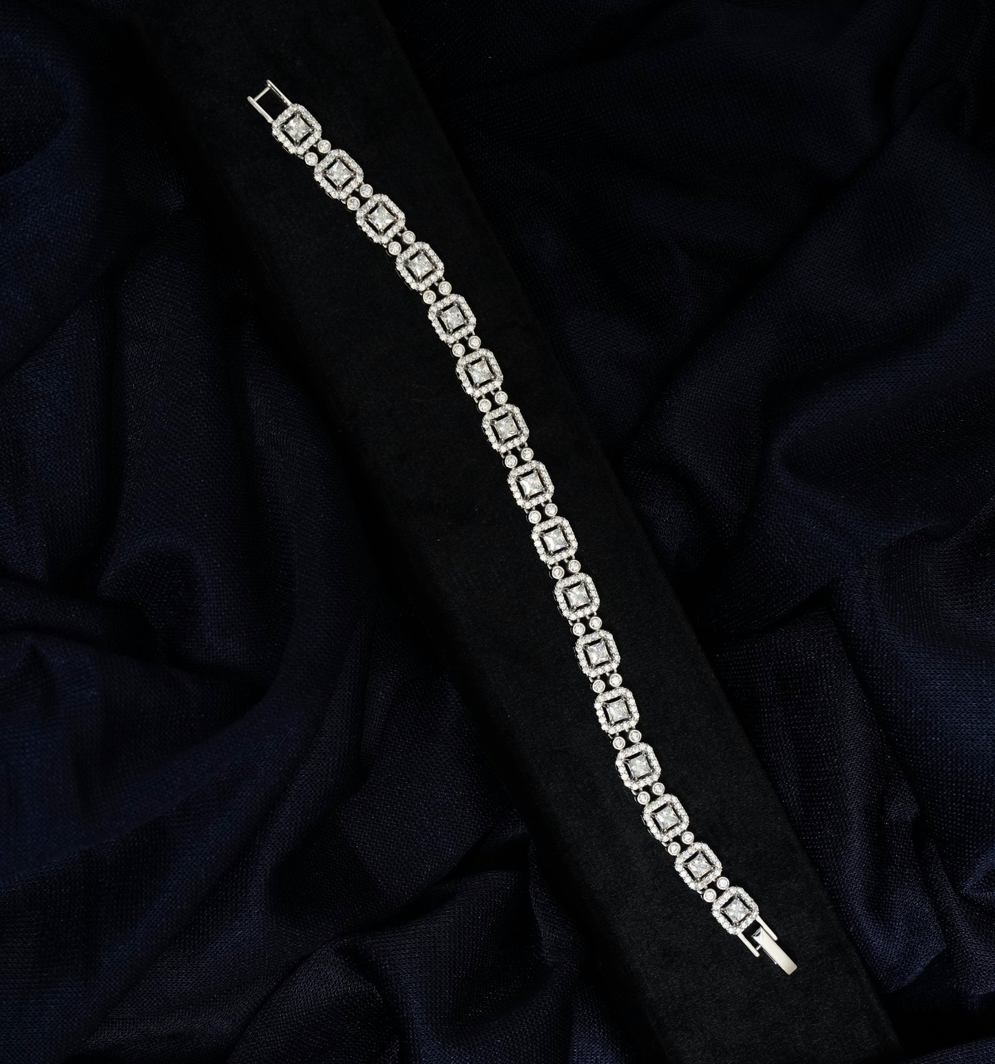 Lumiera Cluster Tennis Bracelet