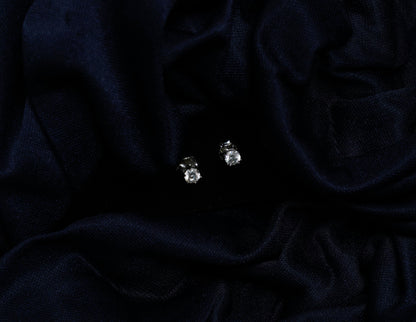 Aarohi Solitaire Studs
