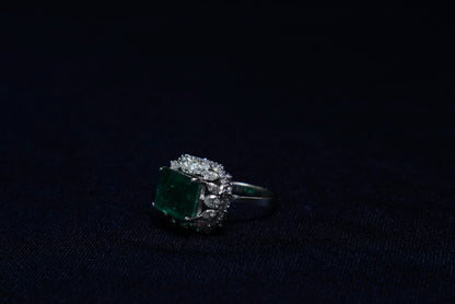 Emerald Enchant Ring