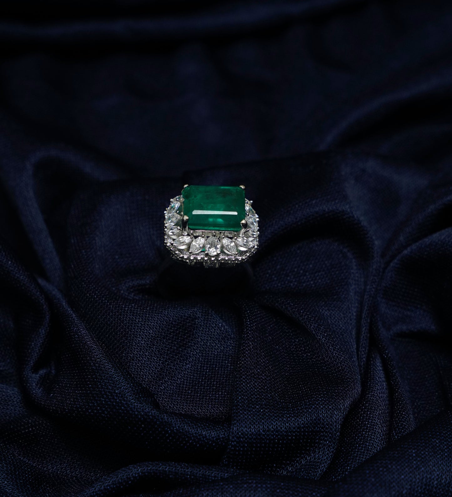 Emerald Enchant Ring