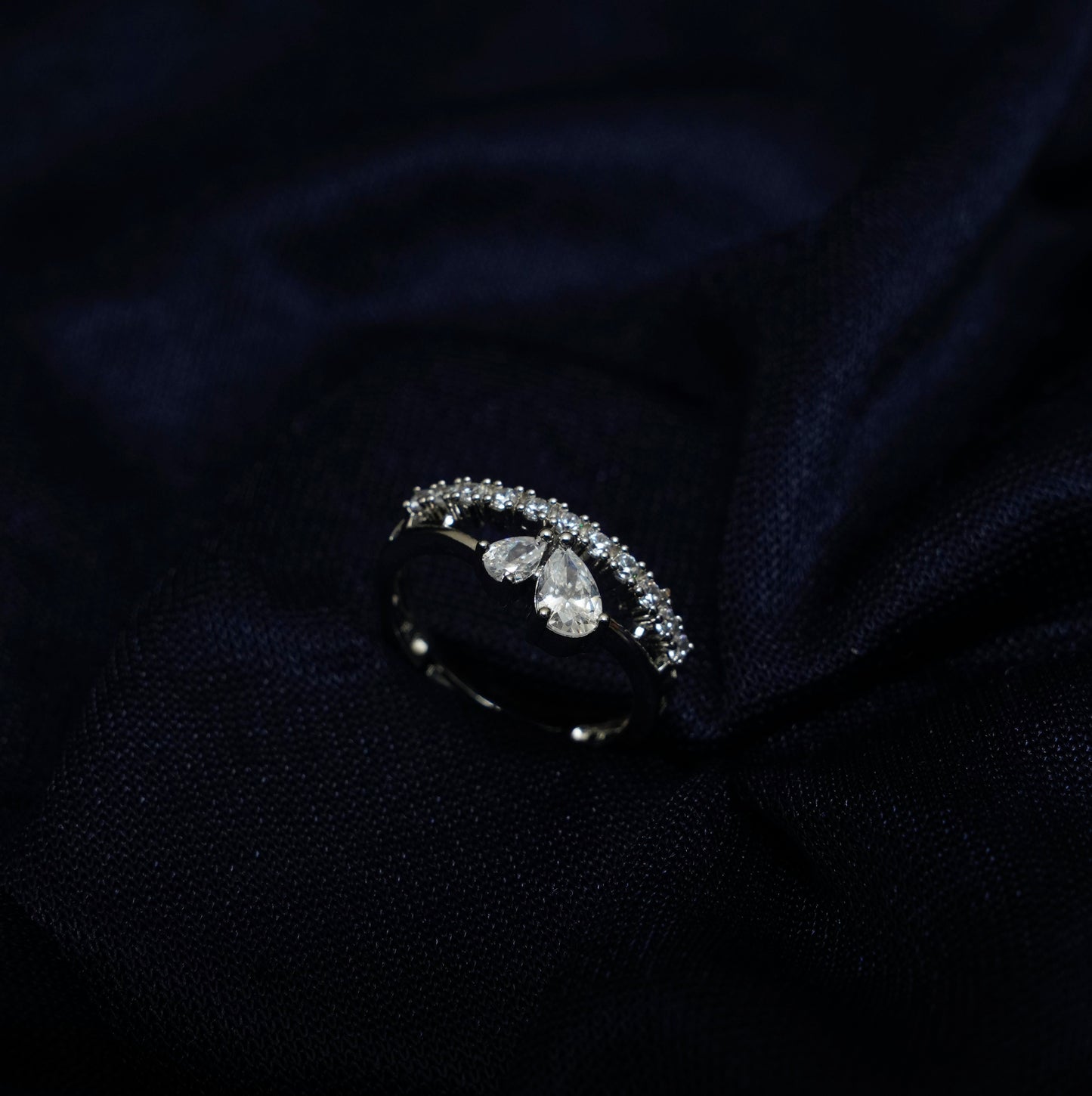 Eternal Dewdrop Ring