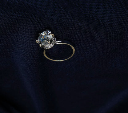 Majestic Solitaire Ring