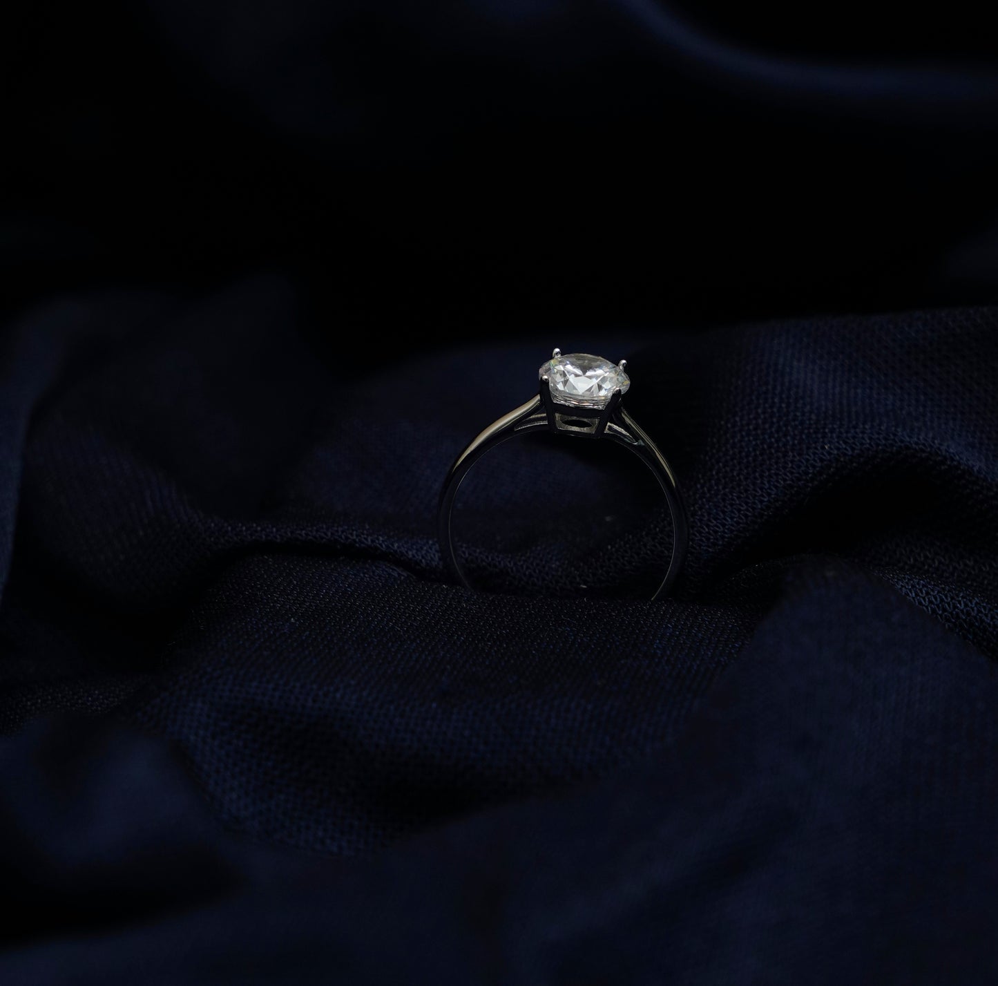 Lustre Crown Stone Ring