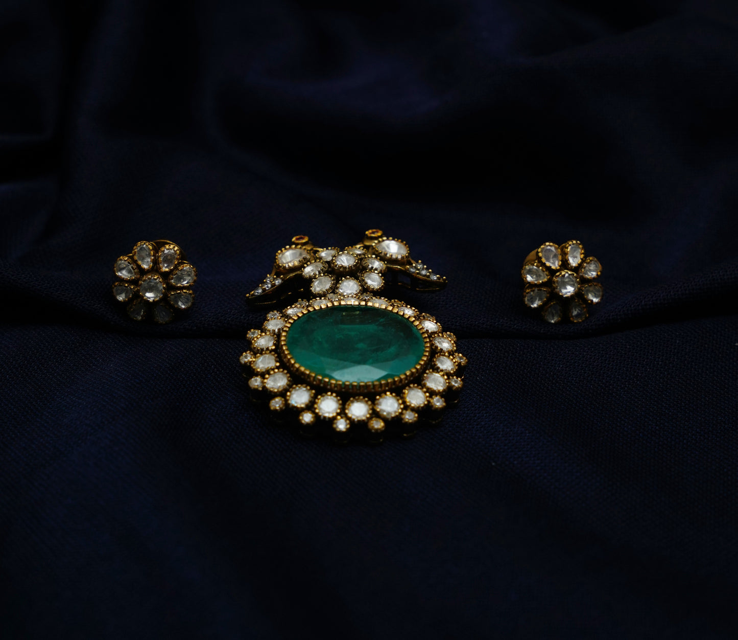 Hari Pushp Mandala Set