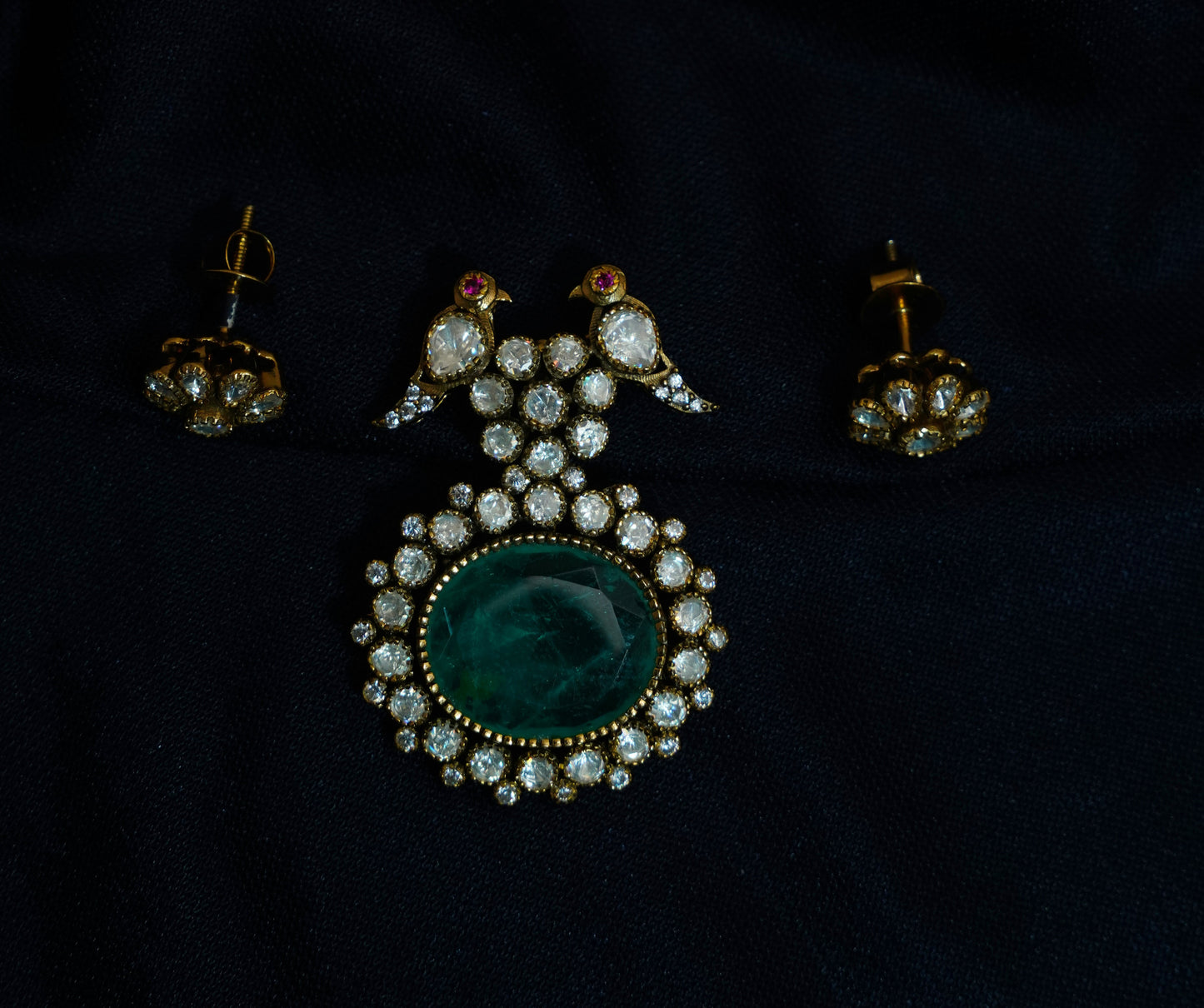 Hari Pushp Mandala Set