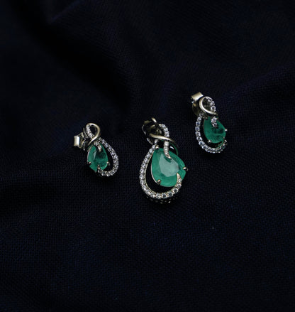 Emerald Glow Drop Pendant Set