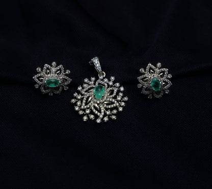 Verdant Green Blossom Pendant Set