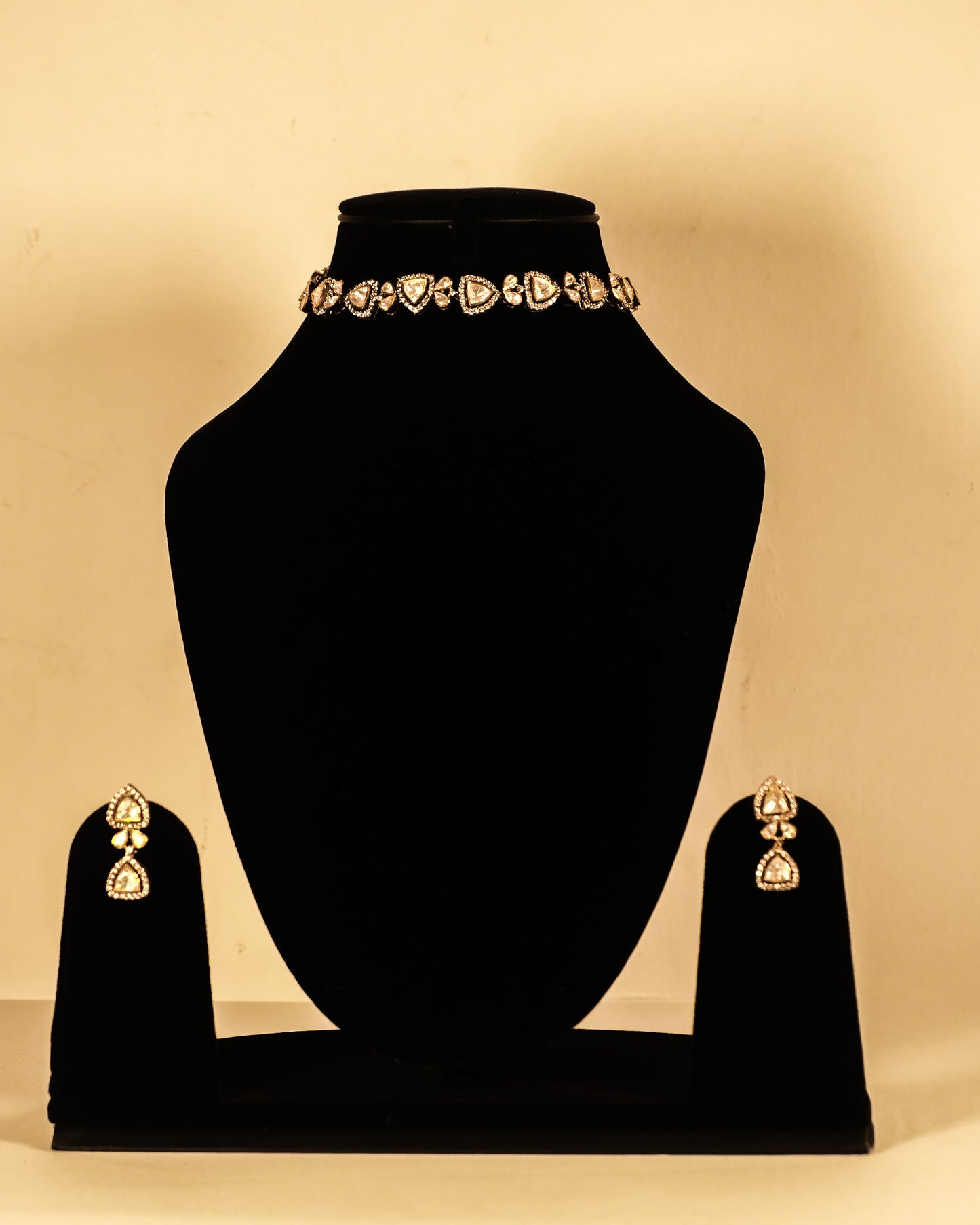 Ishya Grace Choker and Earring Set