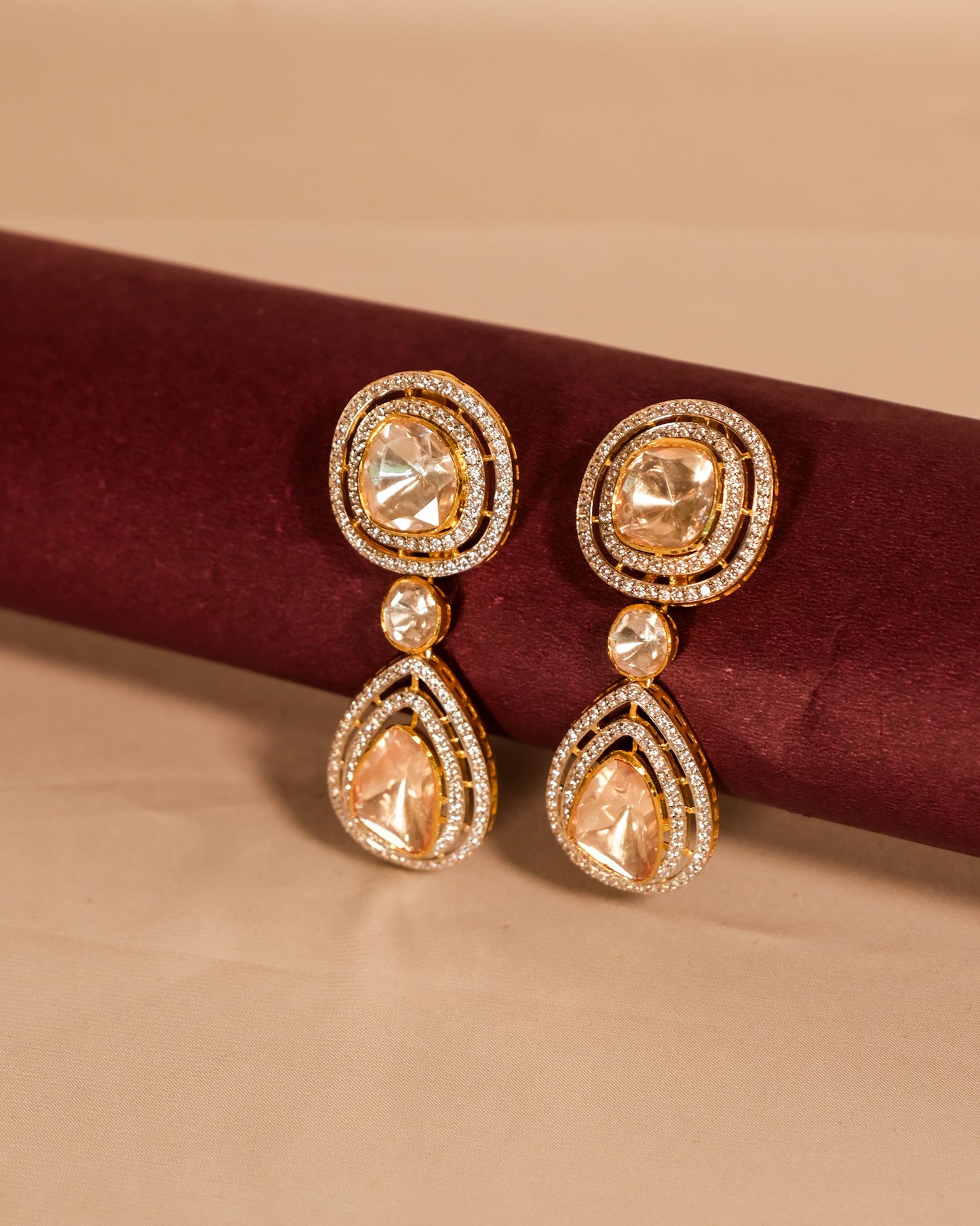 Aabhaar Kundan Noor Set