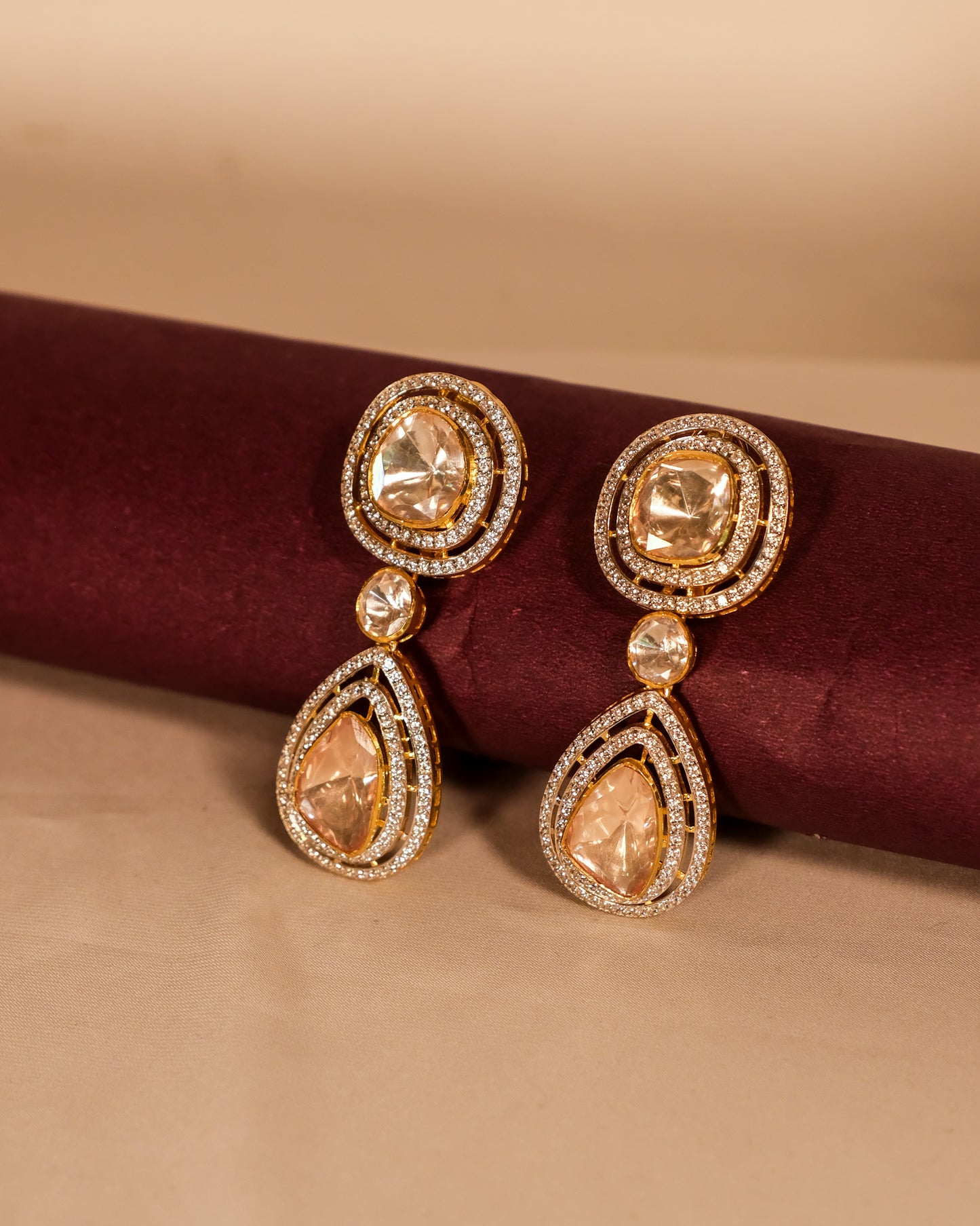 Aabhaar Kundan Noor Set