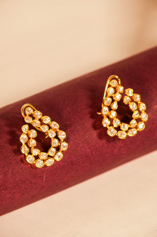 Pramila Curved Loop Earrings