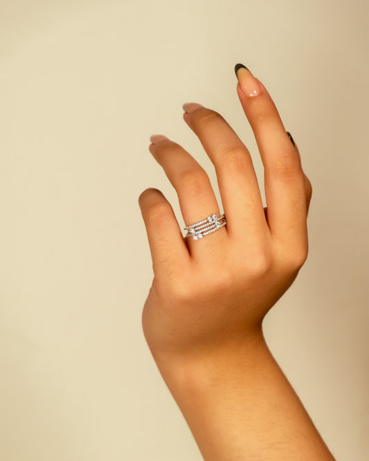 Trilara Crossover Spark Ring